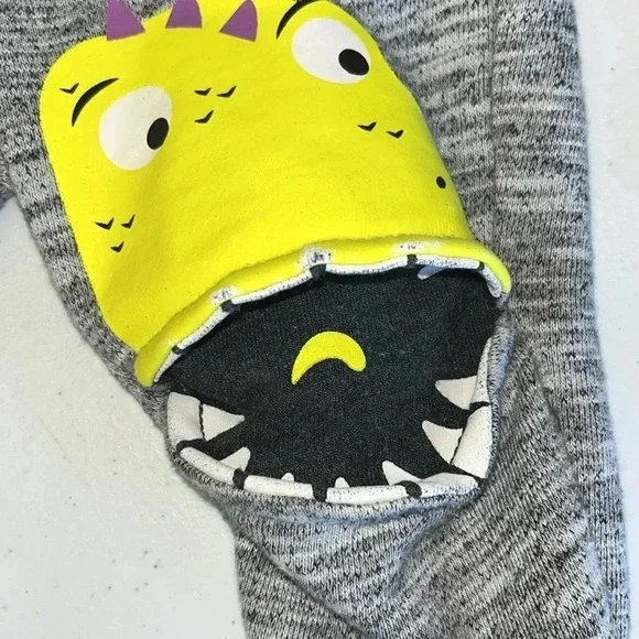 Set of 4 pairs of 12-month Sweatpants - Picture 4 of 12